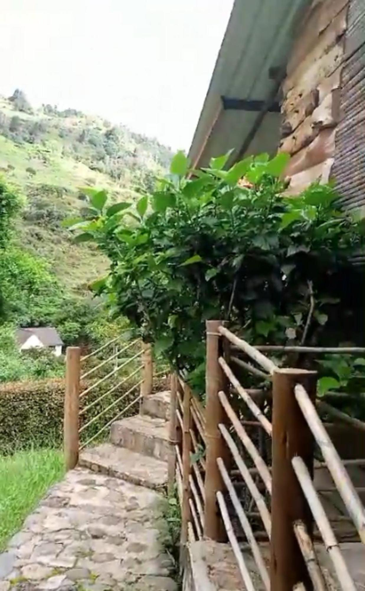 Hotel Campestre Rocas Del Paraiso Machetá Buitenkant foto