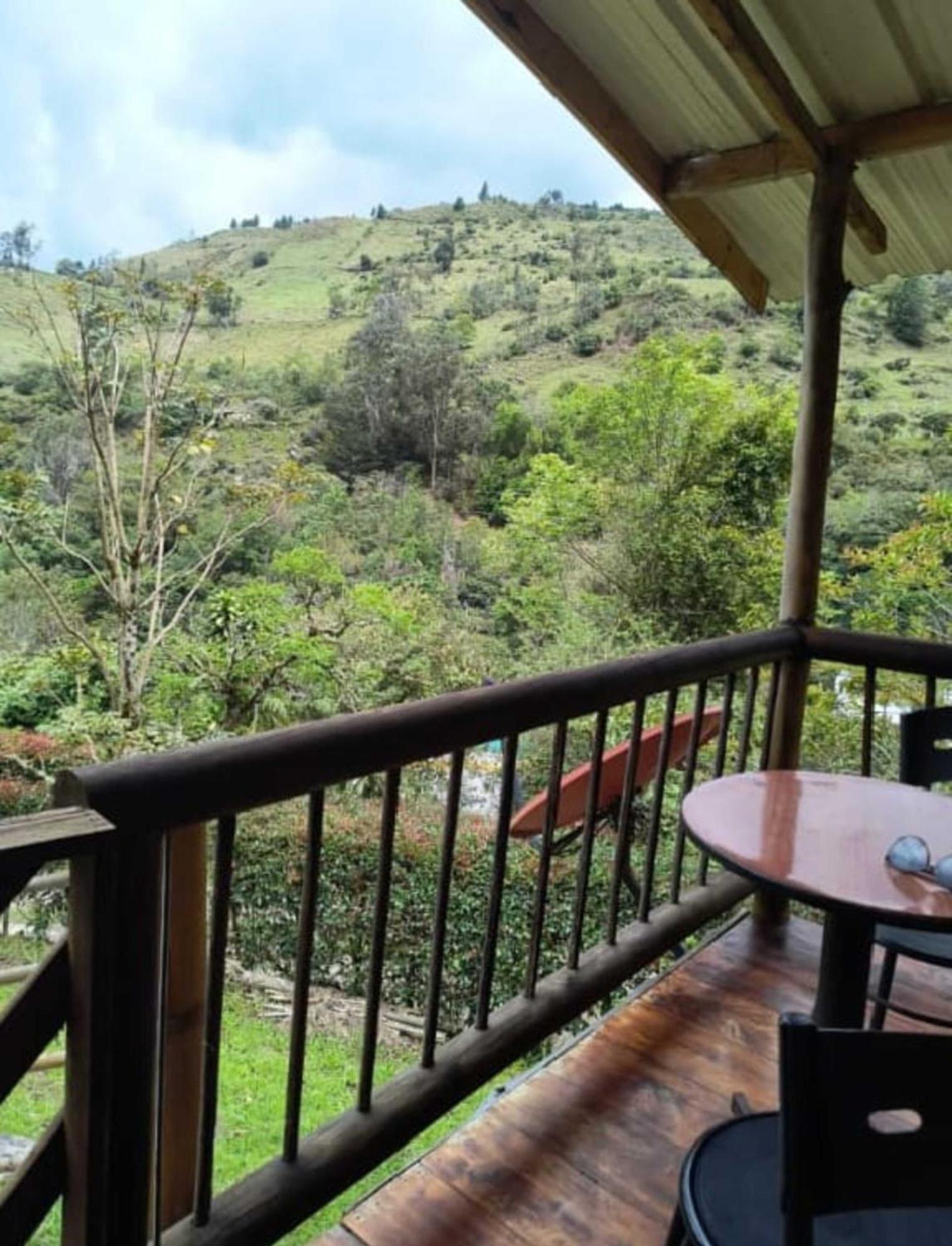Hotel Campestre Rocas Del Paraiso Machetá Buitenkant foto